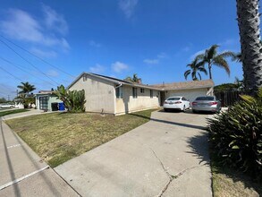 Building Photo - Amazing 4 Bedroom in the Heart of SD!