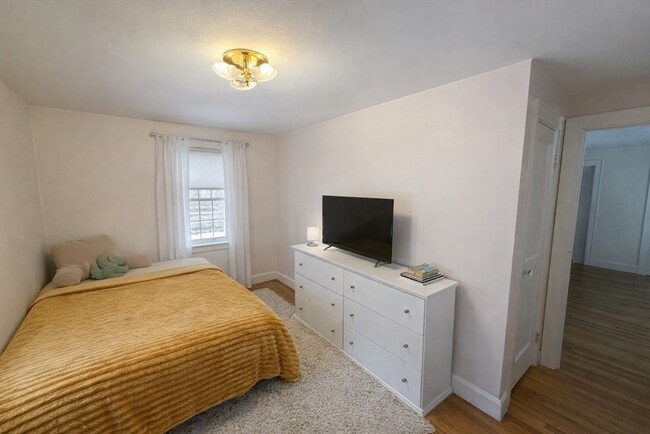 Building Photo - 45 McPhee Rd