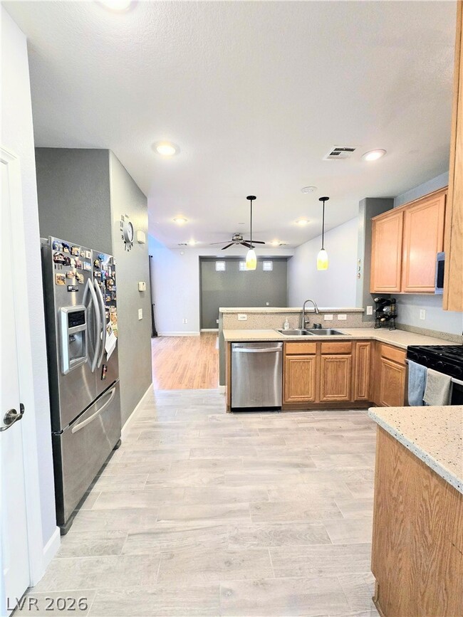 Building Photo - 9309 Night Mesa St