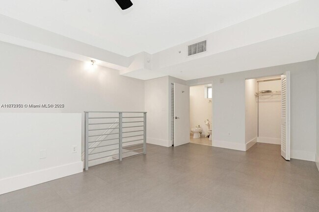 Building Photo - 3339 Virginia St
