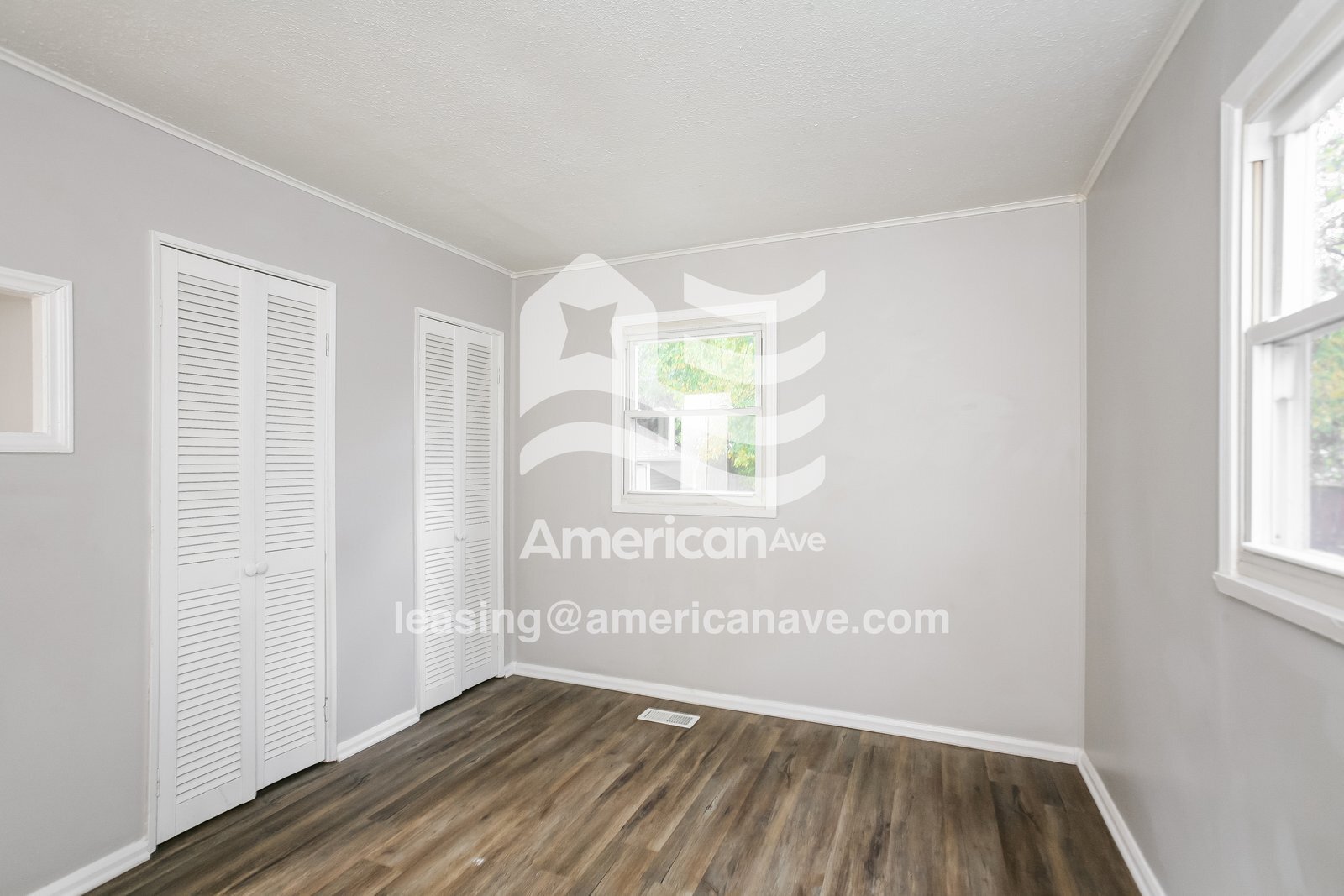 Building Photo - 2036 W Kessler Blvd N Dr