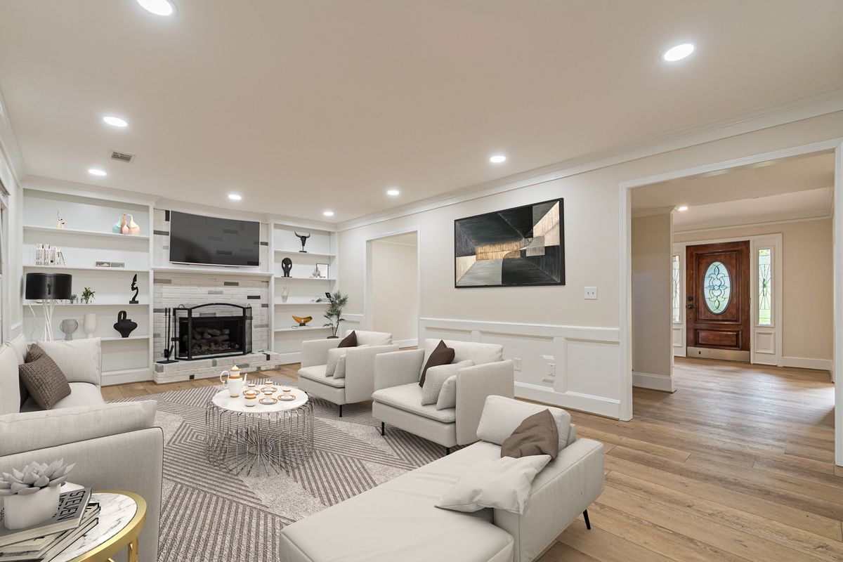 Building Photo - 2911 Bentwood Dr