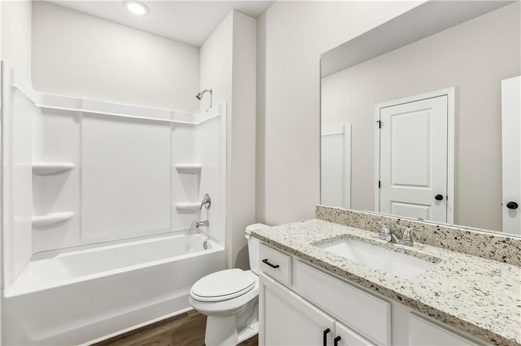 Building Photo - 2500 Sunny Hill Rd