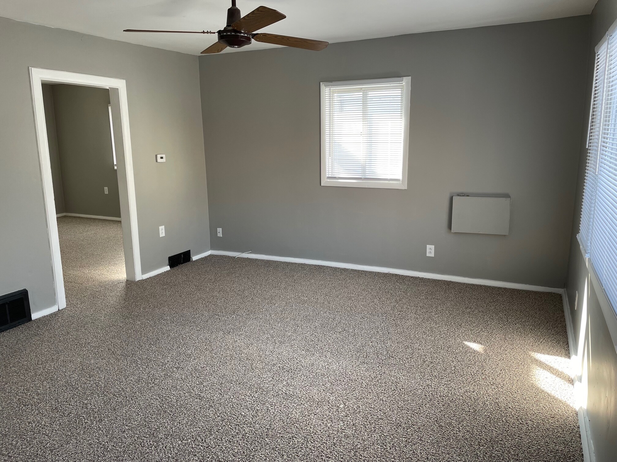 Building Photo - 163 Lewis St