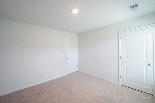 Building Photo - 143 Kraft Kove