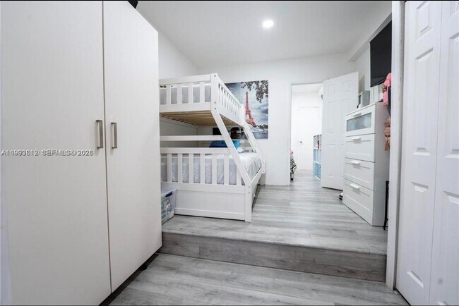 Building Photo - 9441 Caribbean Blvd