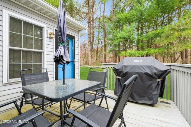 Building Photo - 12 Paradise Blvd