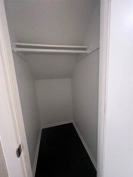 Building Photo - 734 Lariat Ln