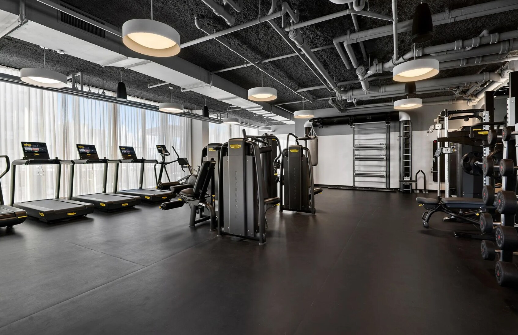 Building Photo - 710 S Seeley St