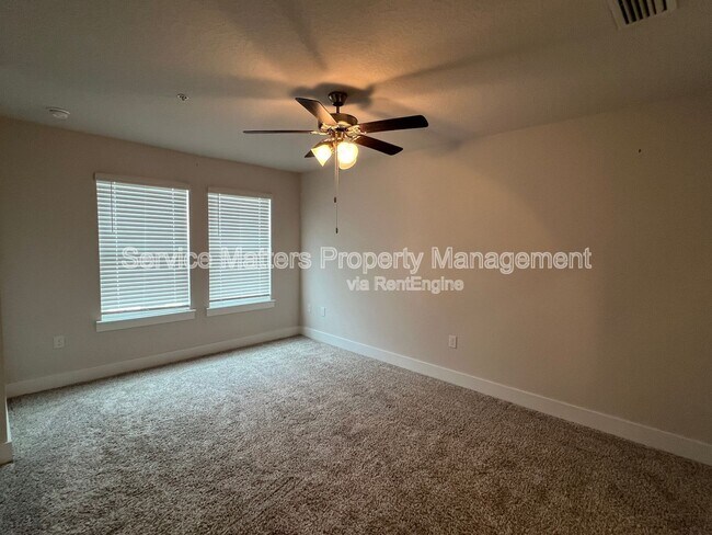 Building Photo - 1615 Iroquois Ct