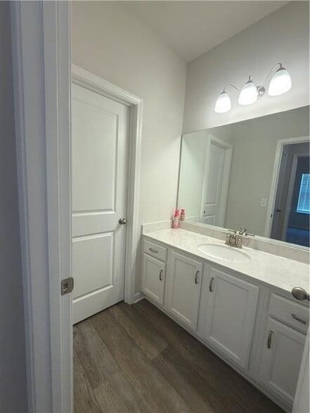 Building Photo - 5270 Woodline View Cir