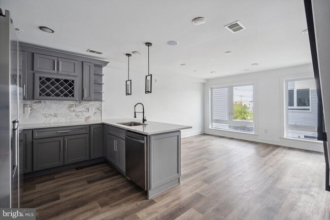 Building Photo - 1930 N 2nd St