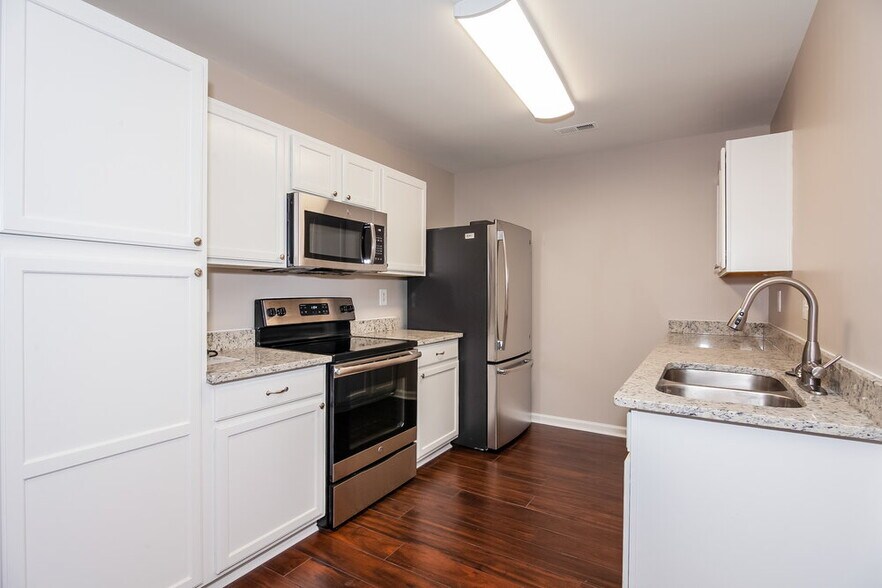 Building Photo - 11804 Kilrush Dr