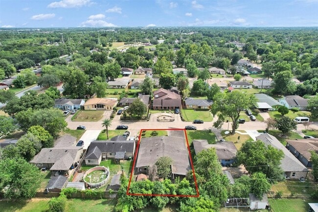 Building Photo - 5627 Southbrook Dr