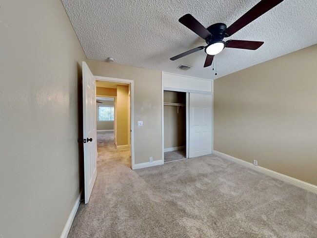 Building Photo - 12012 Leisure Dr