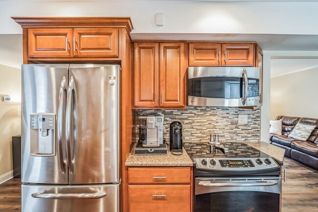 Building Photo - 5 Bedroom 2.5 Bath Single Home in Lafayette Hill, PA!