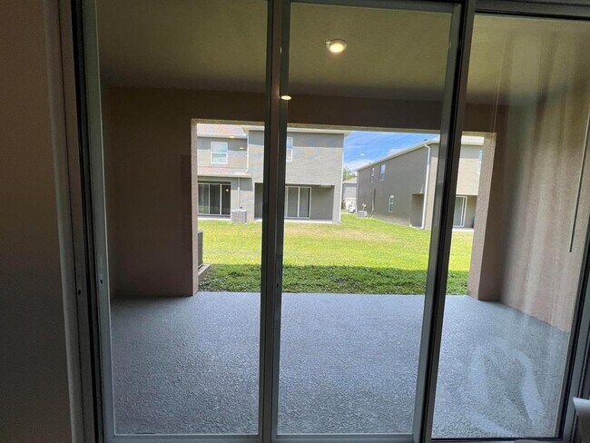 Building Photo - 1370 Yellow Finch Dr