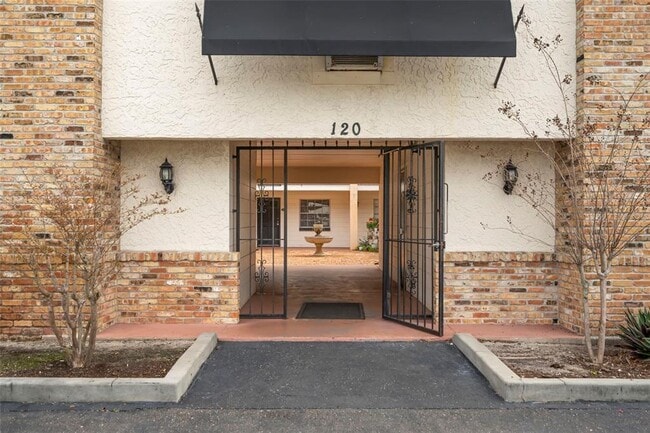 Building Photo - 120 S Church Ave