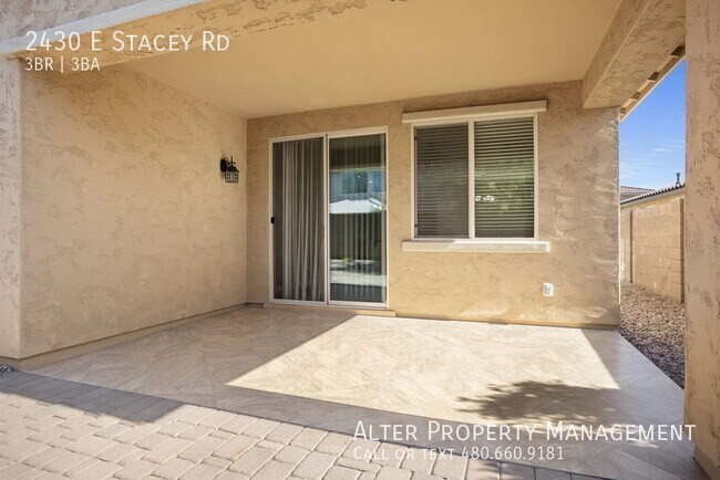Building Photo - 2430 E Stacey Rd