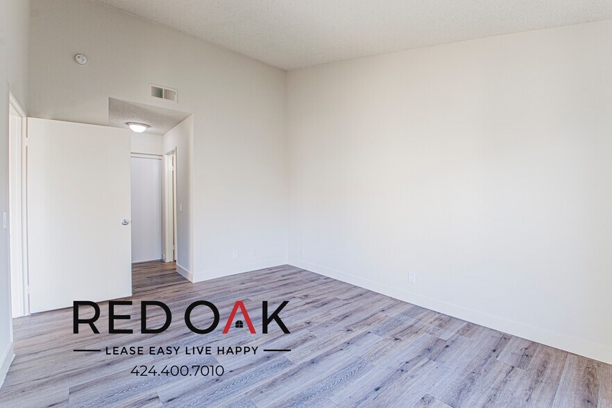 Building Photo - 2680 E Highland Ave