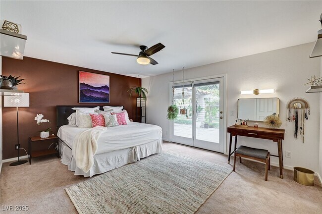 Building Photo - 2400 La Solana Way