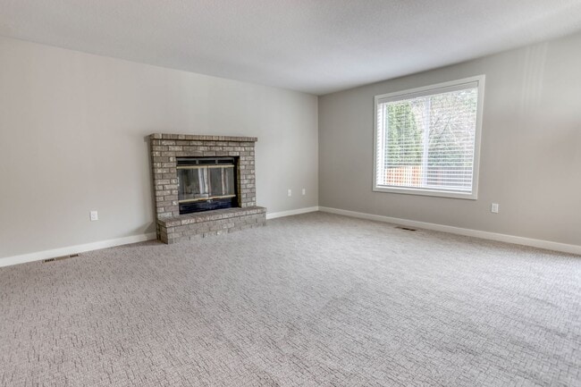 Building Photo - Spacious Camas Home Near Parks, Dining & Shopping