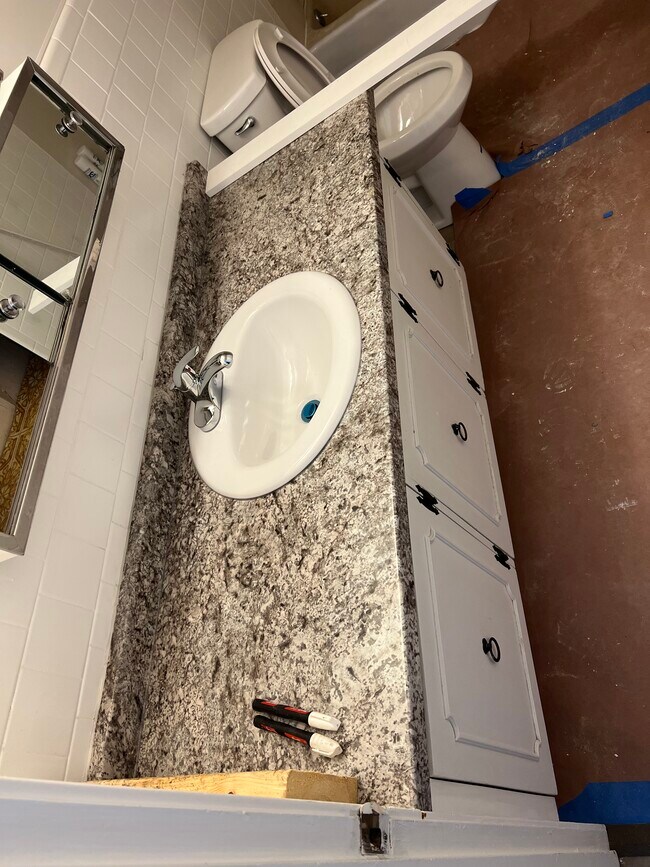 Building Photo - 86 Cottage St