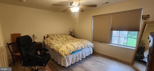 Building Photo - 3500 Thomas Pointe Ct