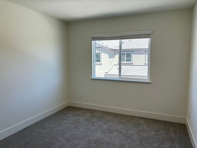 Building Photo - Brand New DR Horton Home in NW Reno!