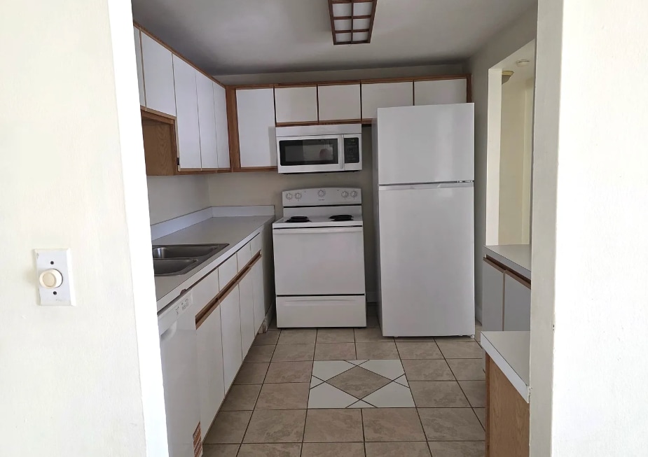 Building Photo - 1108 Westover Ln