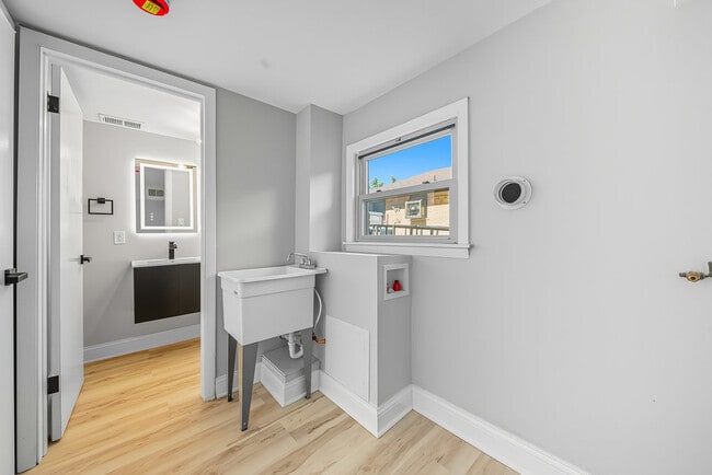 Building Photo - 12549 S Tripp Ave