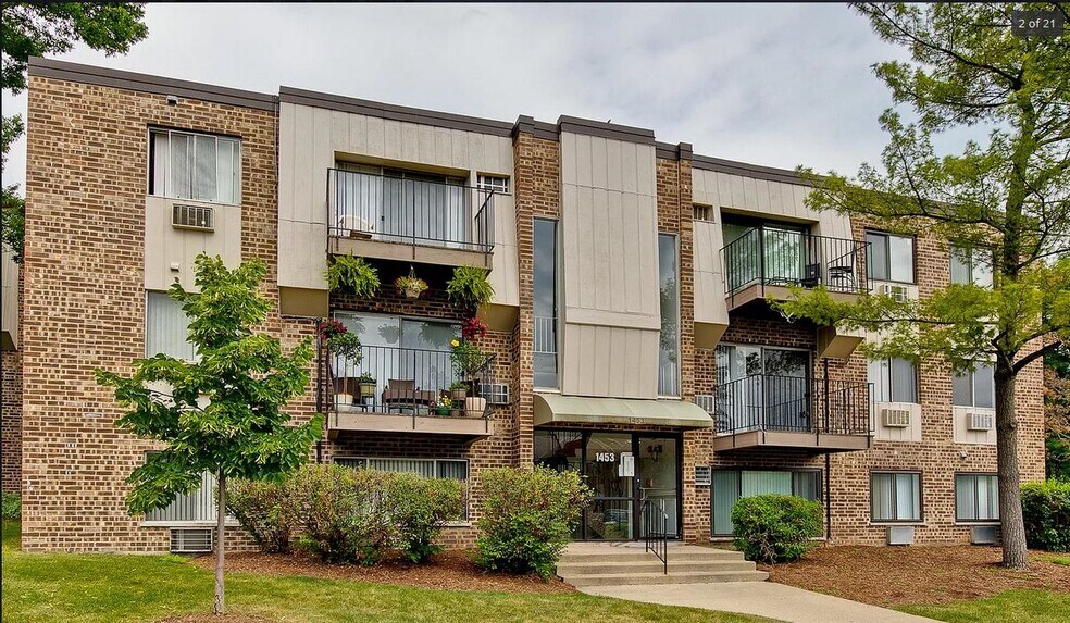 Building Photo - 1453 N Winslowe Dr