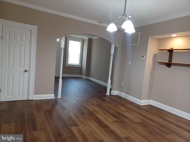 Building Photo - 513 N Highland Ave