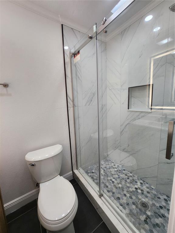 Building Photo - 3924 45th Ave N