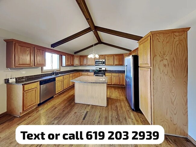 Building Photo - 11019 W 167th St