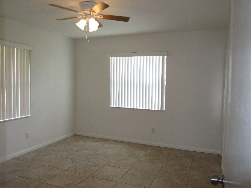 Building Photo - 4609 Clemens St