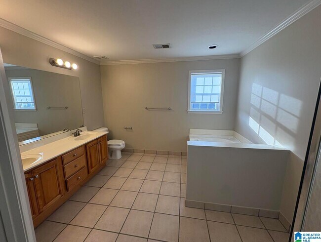 Building Photo - 1443 River Walk Cir