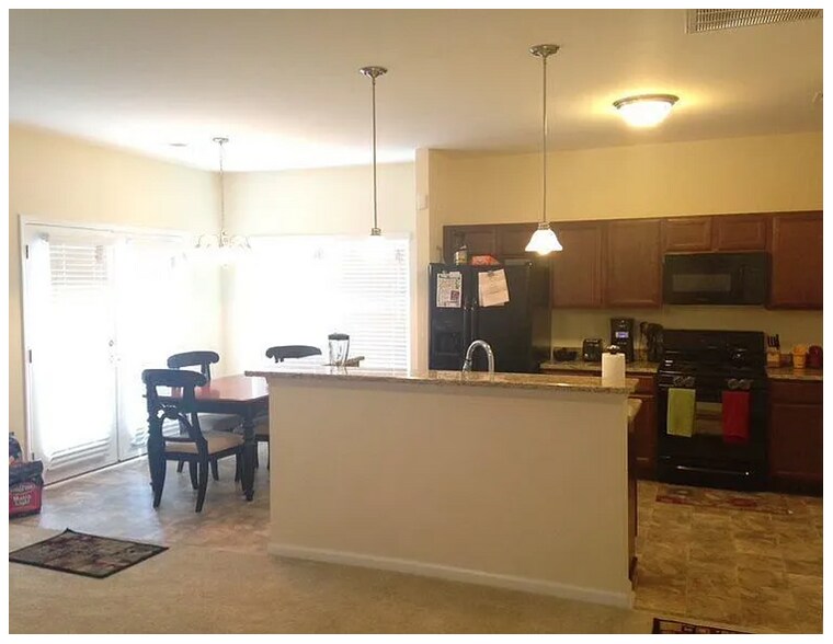 Building Photo - 344 Eagle Feather Loop