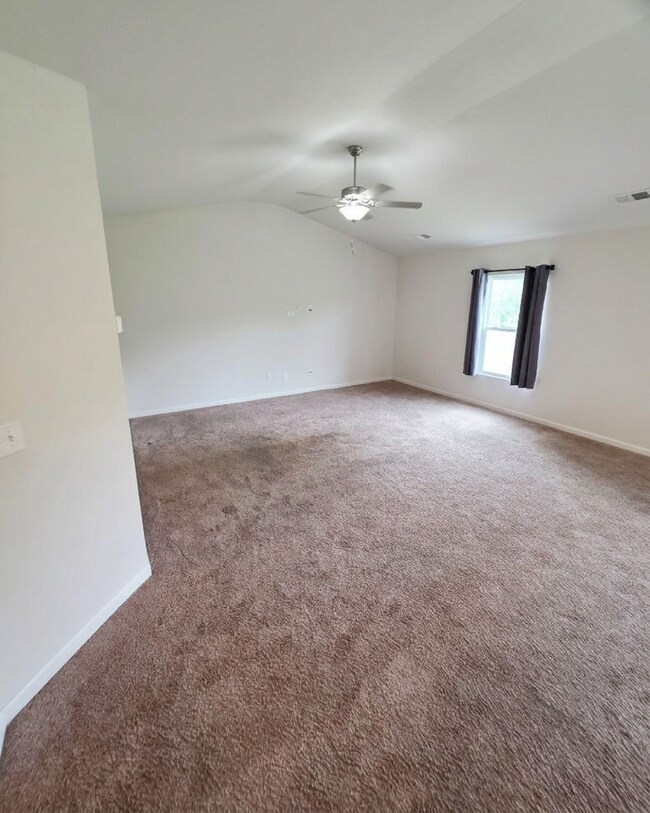 Building Photo - 218 Sundew Rd