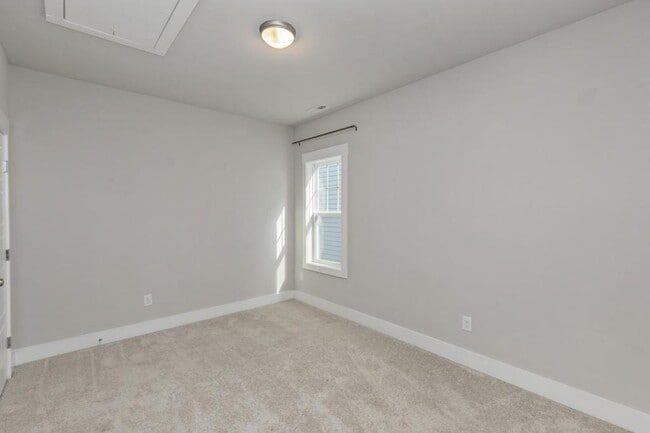 Building Photo - 1912 Split Rail Pl