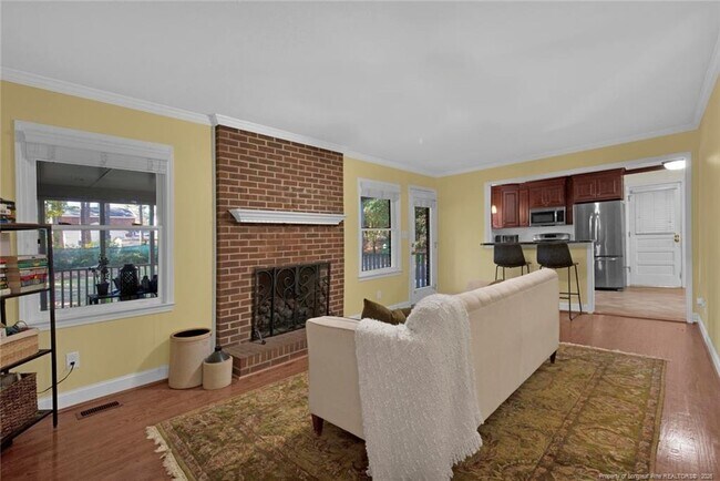 Building Photo - 3305 Granville Dr