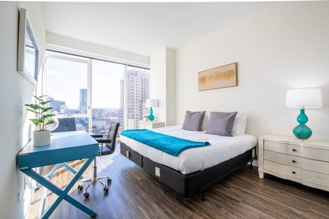 Building Photo - 1411 S Michigan Ave