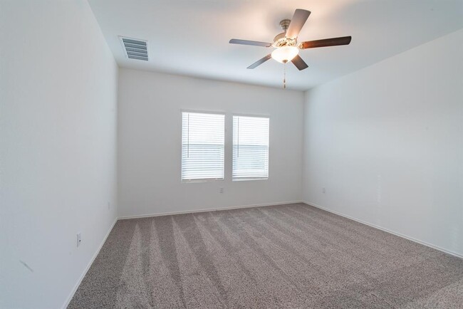 Building Photo - 10500 Steinbeck Dr