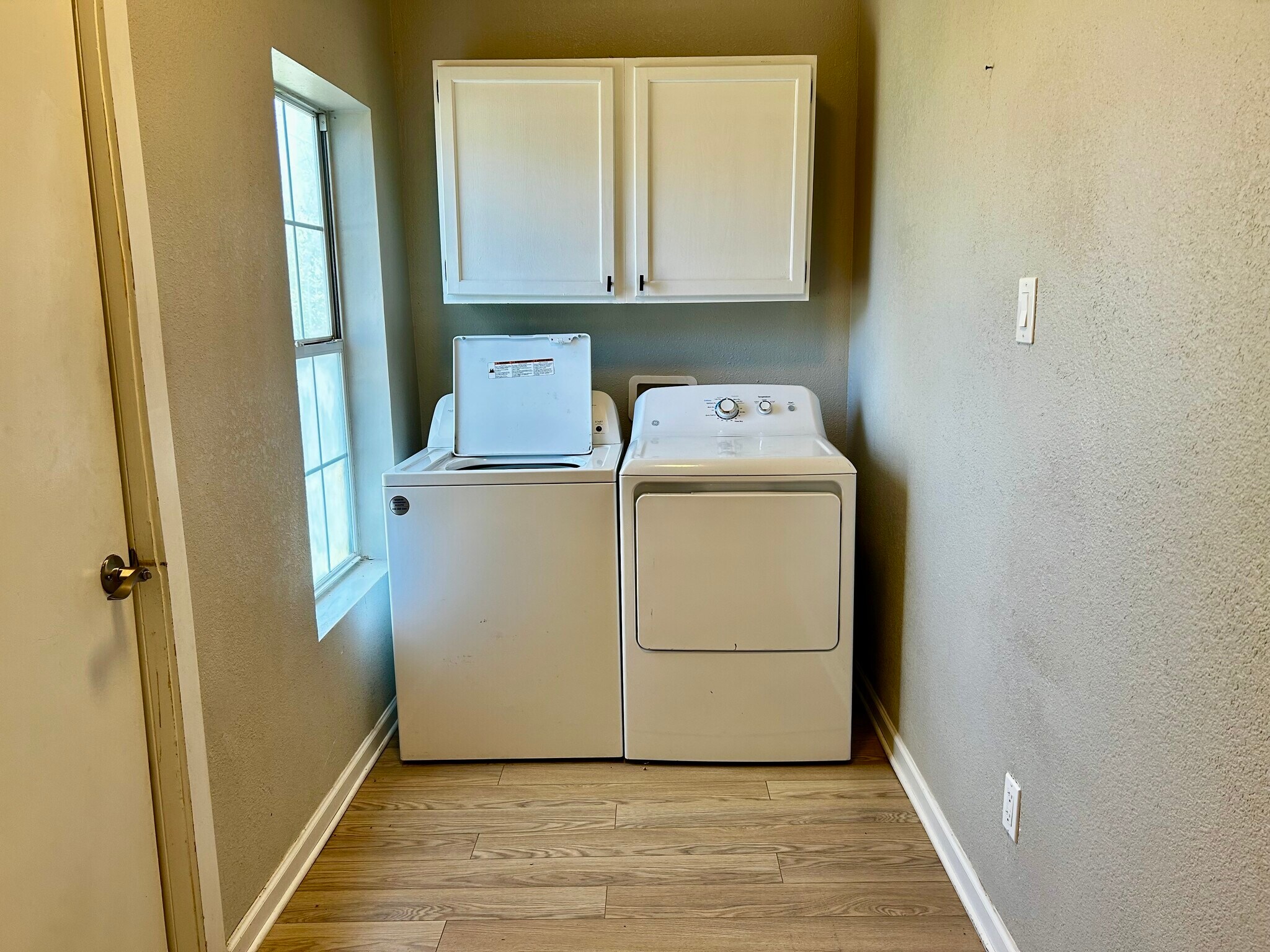 Building Photo - 721 N Texas St