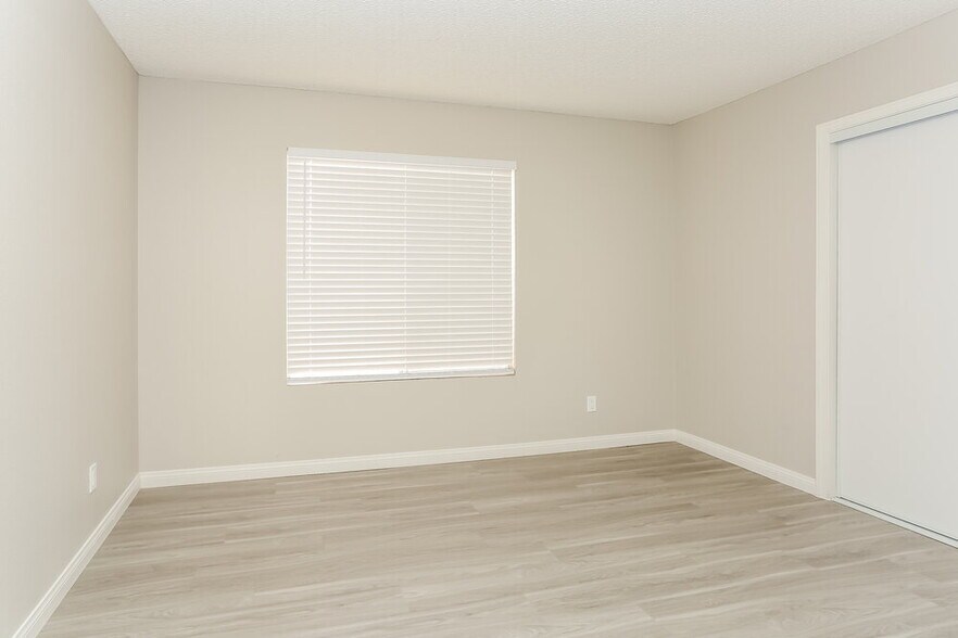 Building Photo - 3728 Dauntless