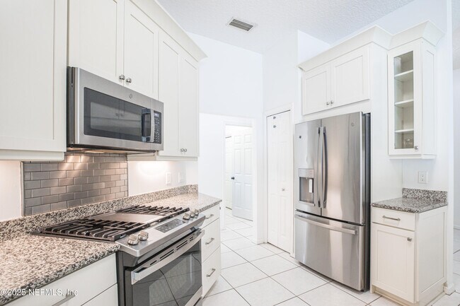 Building Photo - 108 Natures Way