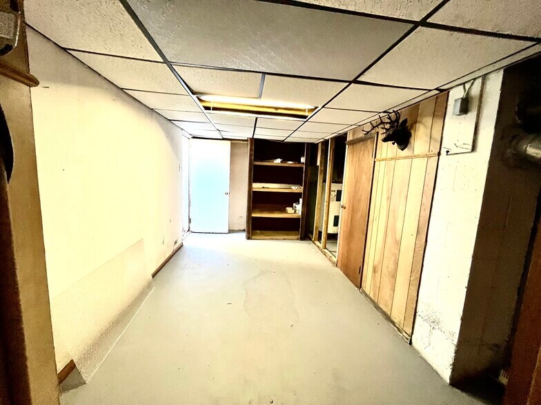 Building Photo - 117 Elmwood Rd
