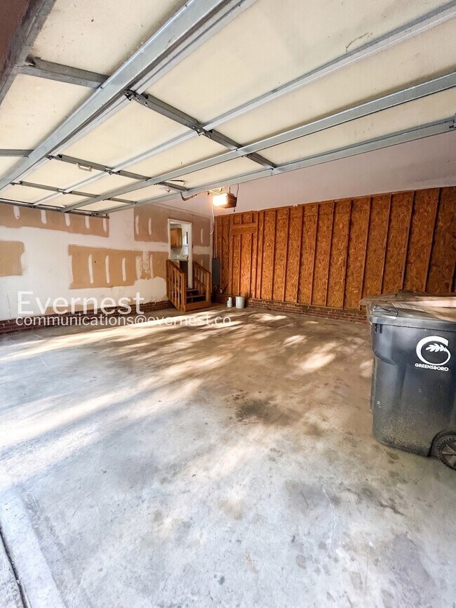 Building Photo - 3612 Mizell Rd