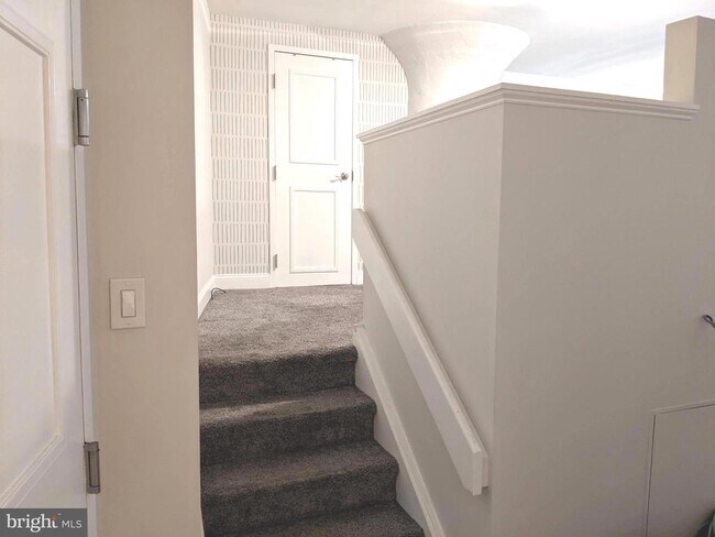 Building Photo - 1100 S Broad St