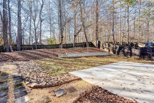 Building Photo - 380 Wittenridge Ct